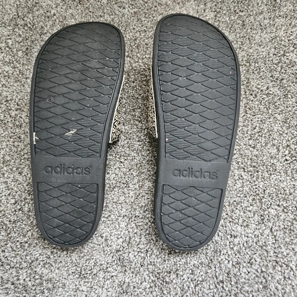Adidas Black and Tan Slide Size 11 Slides/Sandals - Picture 8 of 11